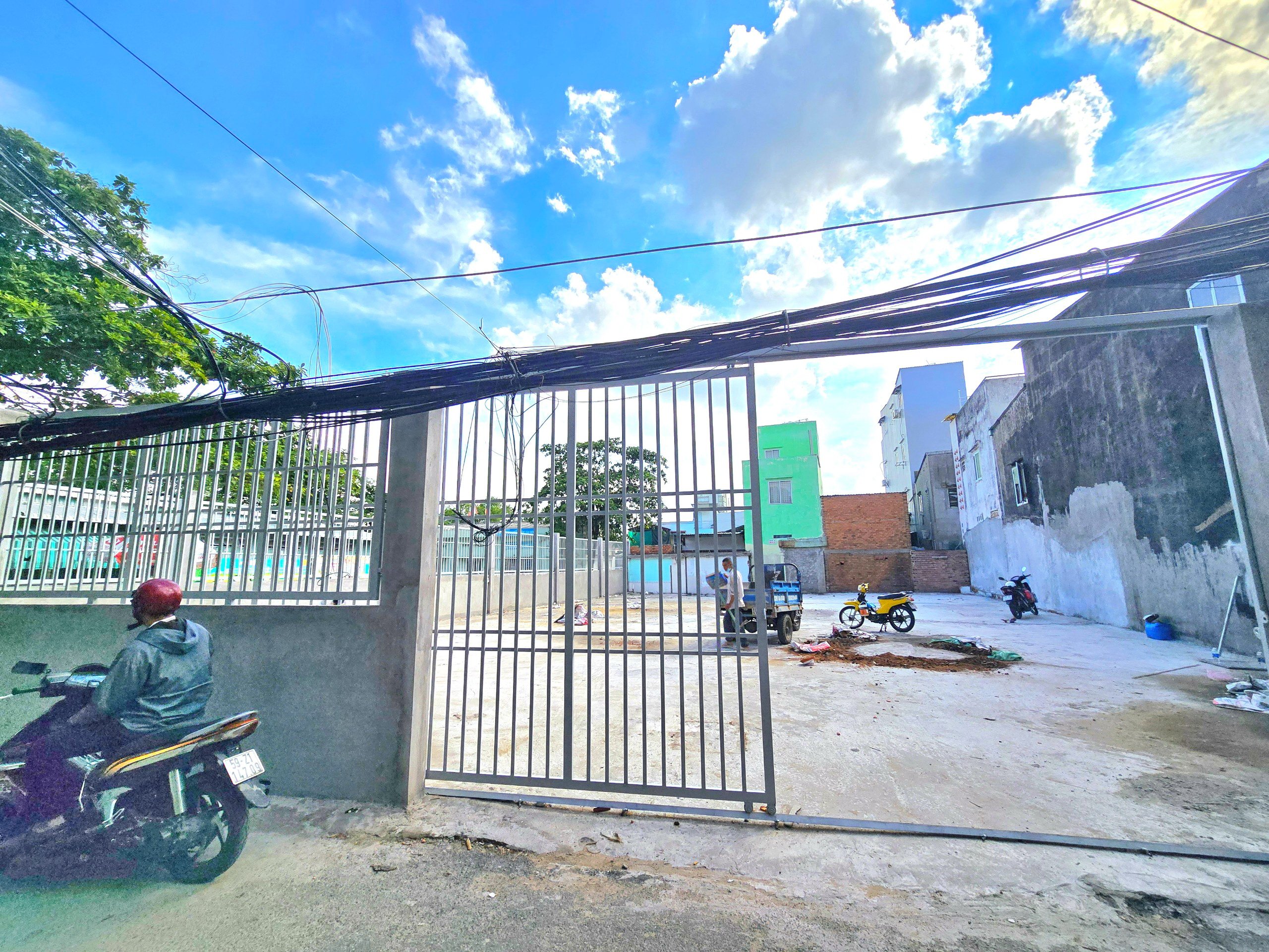 BÁN LÔ ĐẤT MẶT TIỀN HẺM 5M TRÀN XUÂN SOẠN - 37.5 TỶ - 0981.781.270 NHỰT